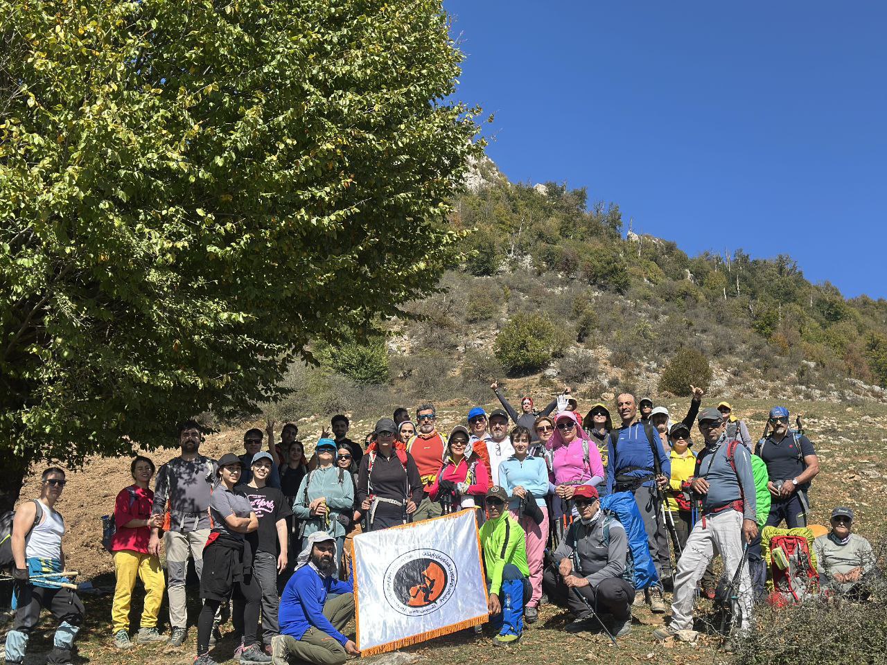 گزارش صعود به قله جنگلی سرخیل